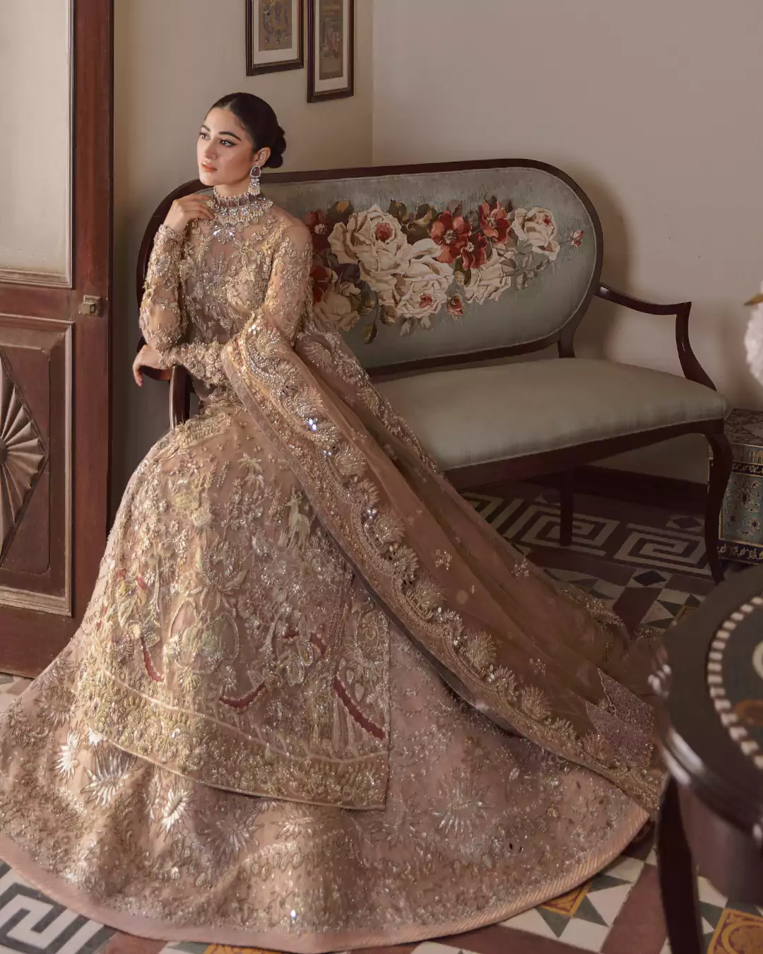 Close up bridal portrait from Aabezar Suffuse shoot in Bahawalpur