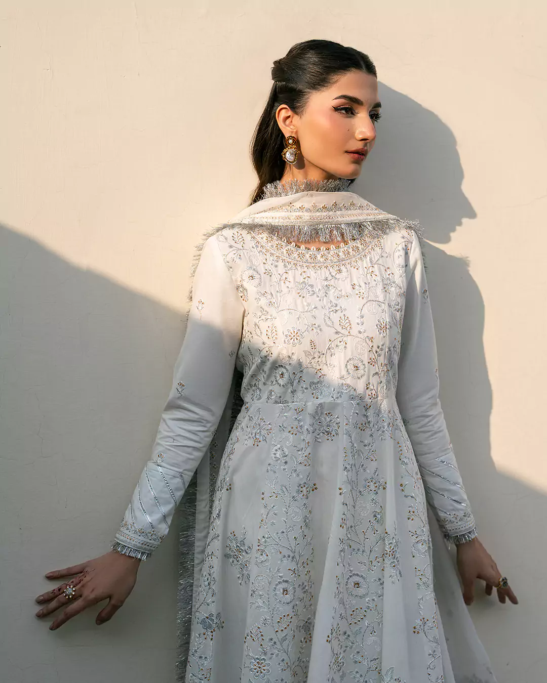 Aaraish Eid Edit campaign visual featuring Iqra Kainat Khan for Farah Stores