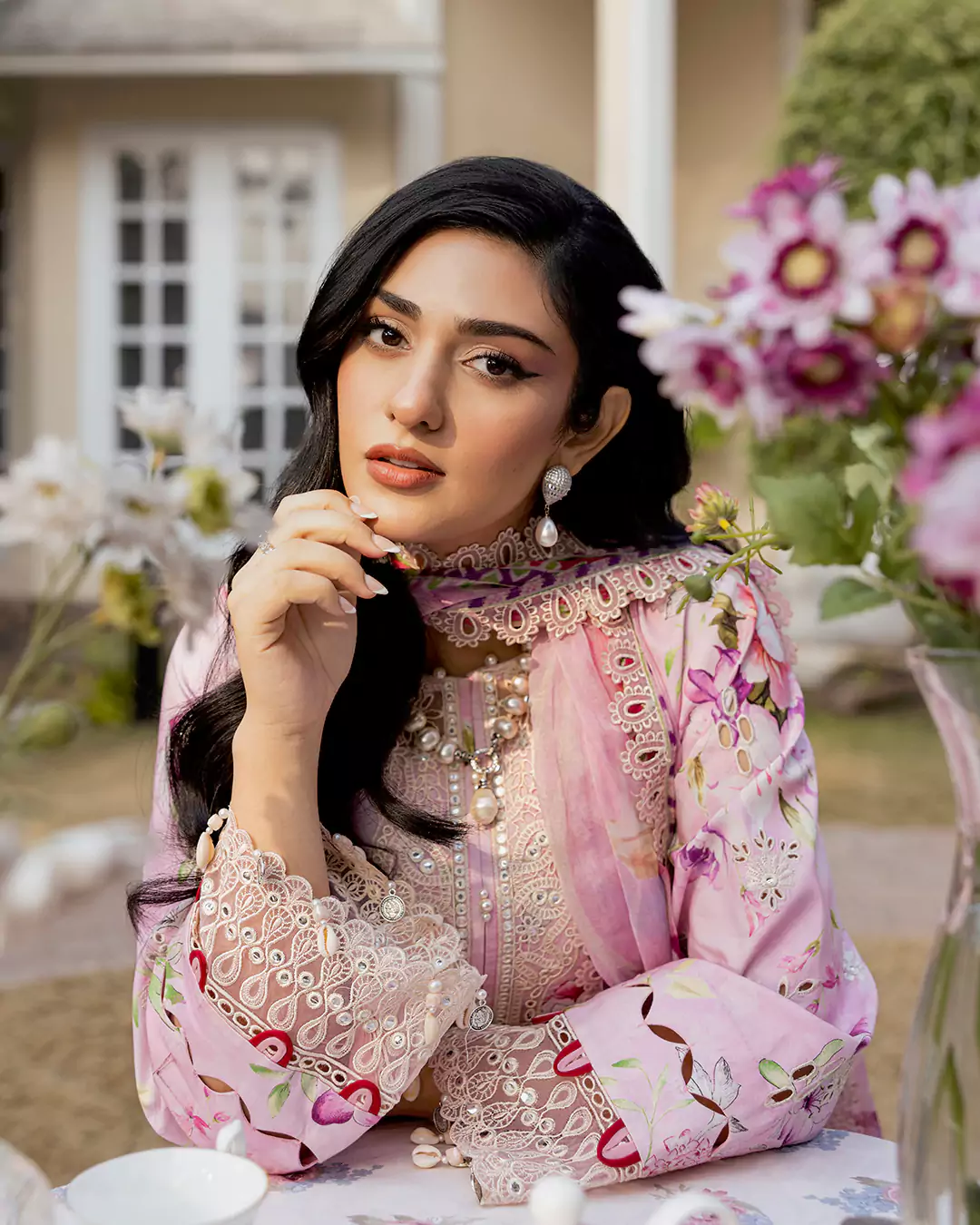 Lawn Pret – Sarah Falak Celebrity Shoot | Farah Stores - Main Campaign Showcase Cover