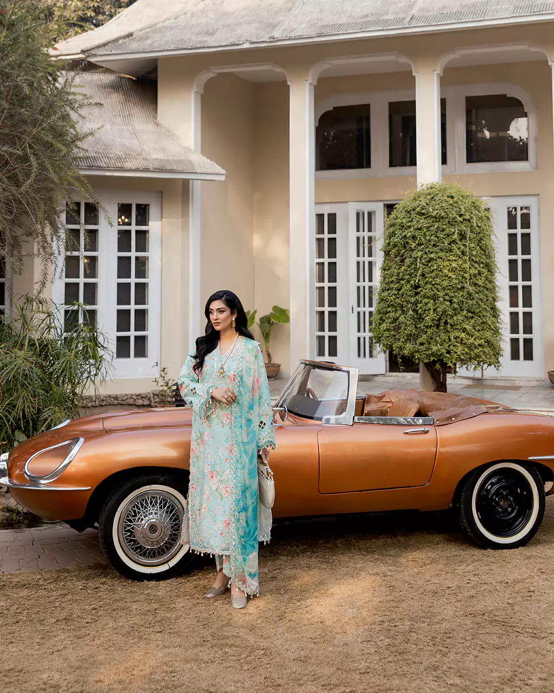 Celebrity fashion portrait of Sarah Falak for Farah Stores Lawn Pret 2026